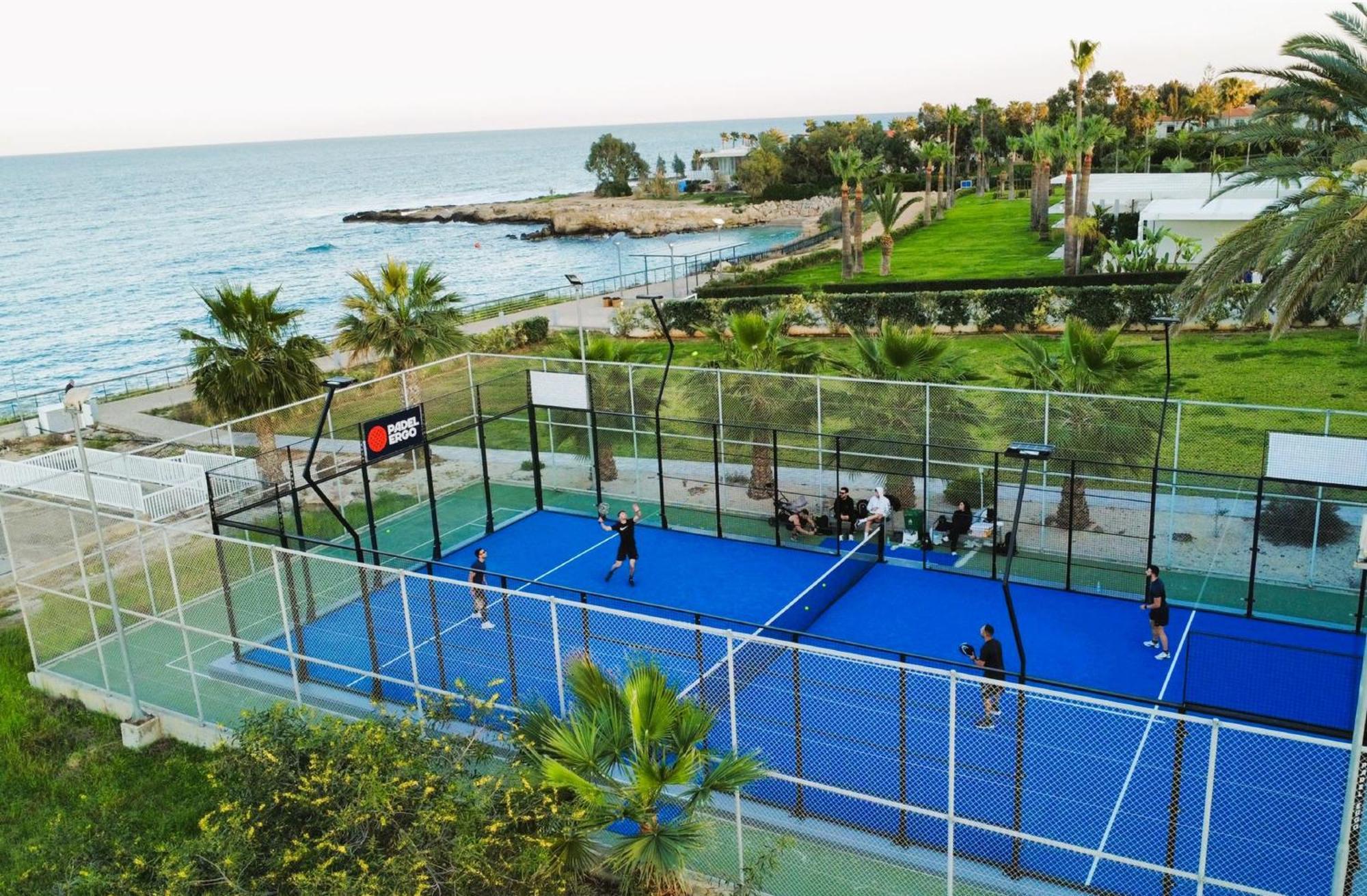 Meryl - Coralli Beachfront Apartment Протарас Экстерьер фото